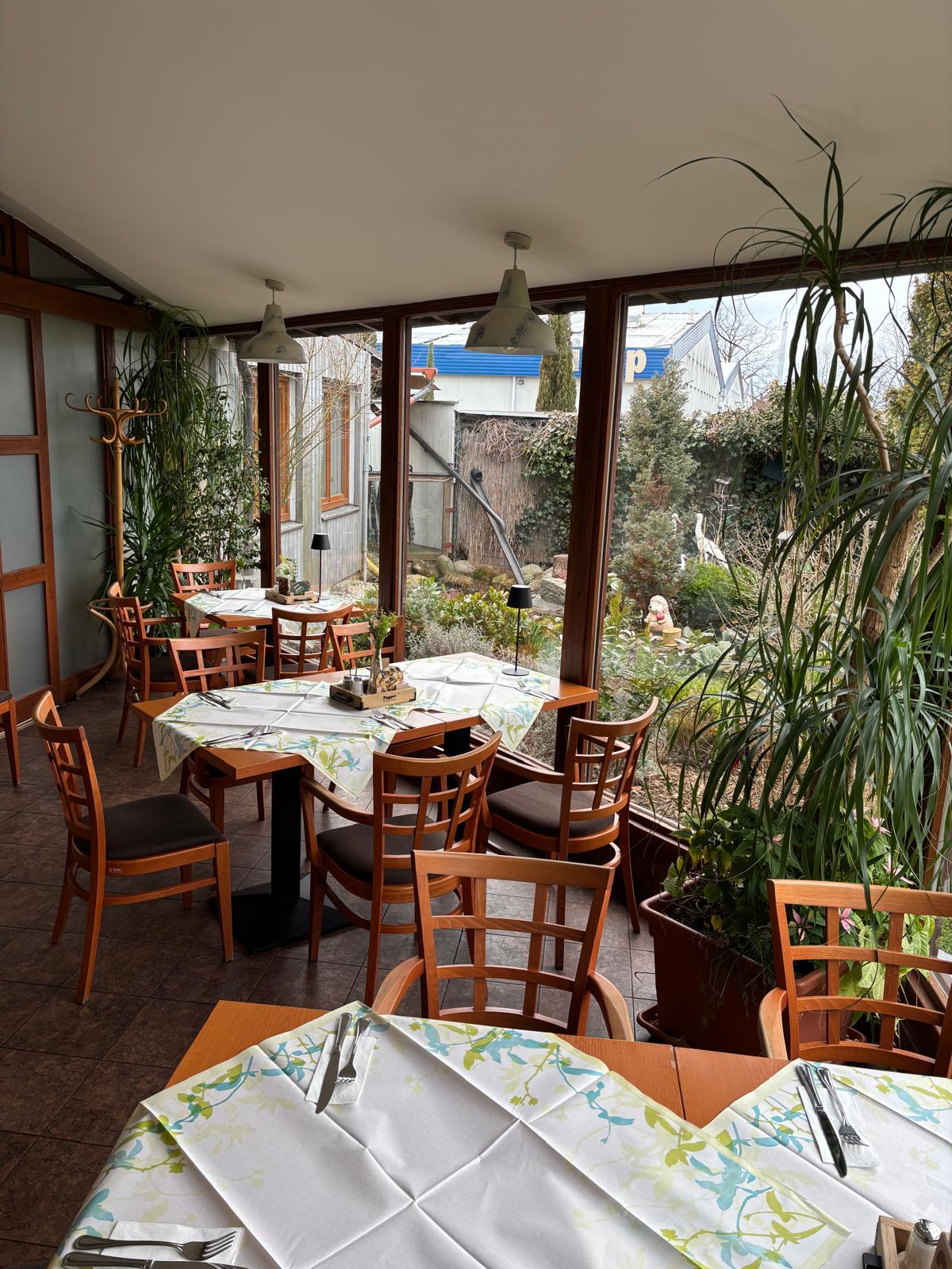 Restaurace a penzion Pegast 13